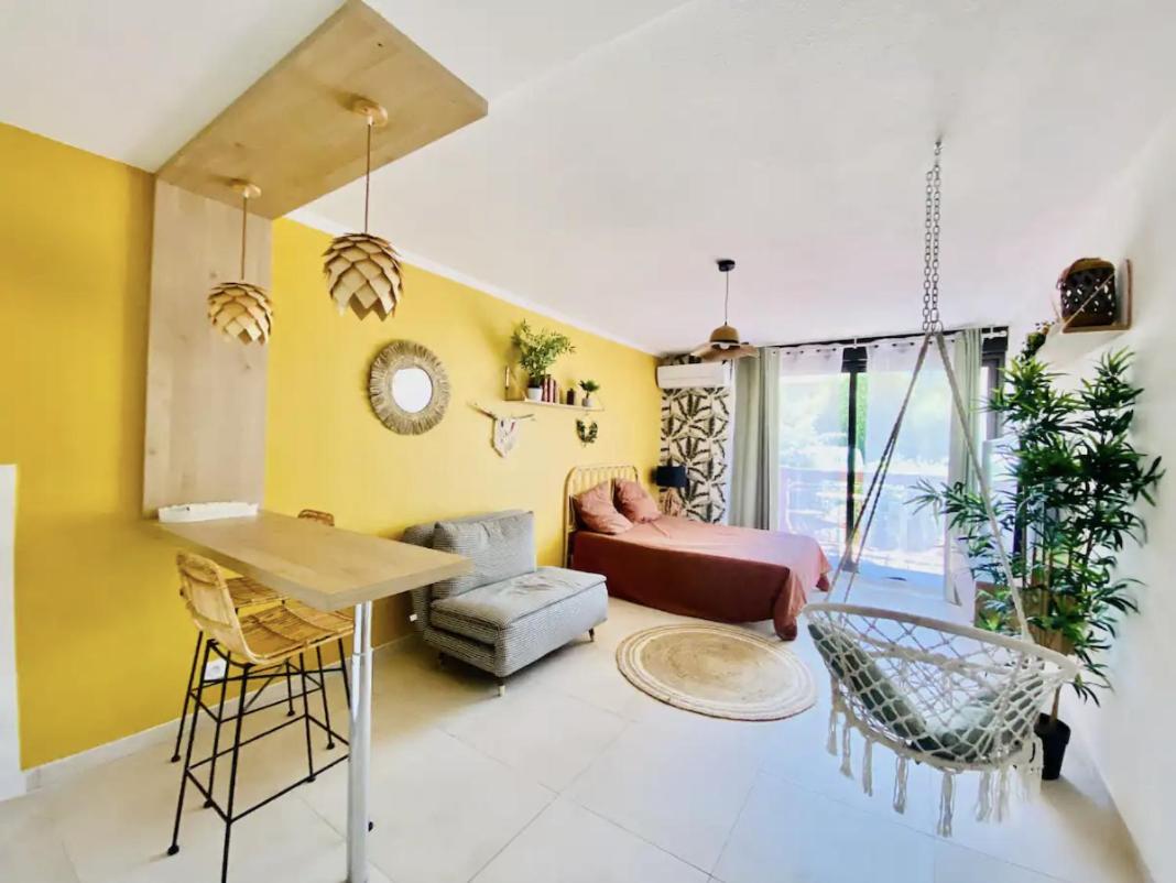 Studio Terrasse & Parking Gratuit En Residence Nîmes Exterior foto